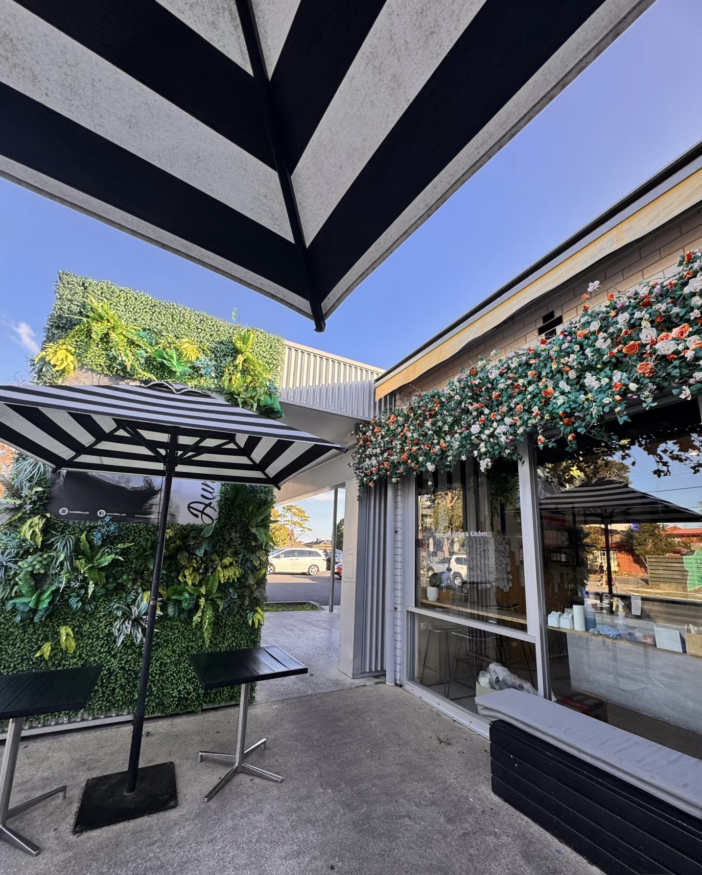 Aunt Billie's Cafe Exterior